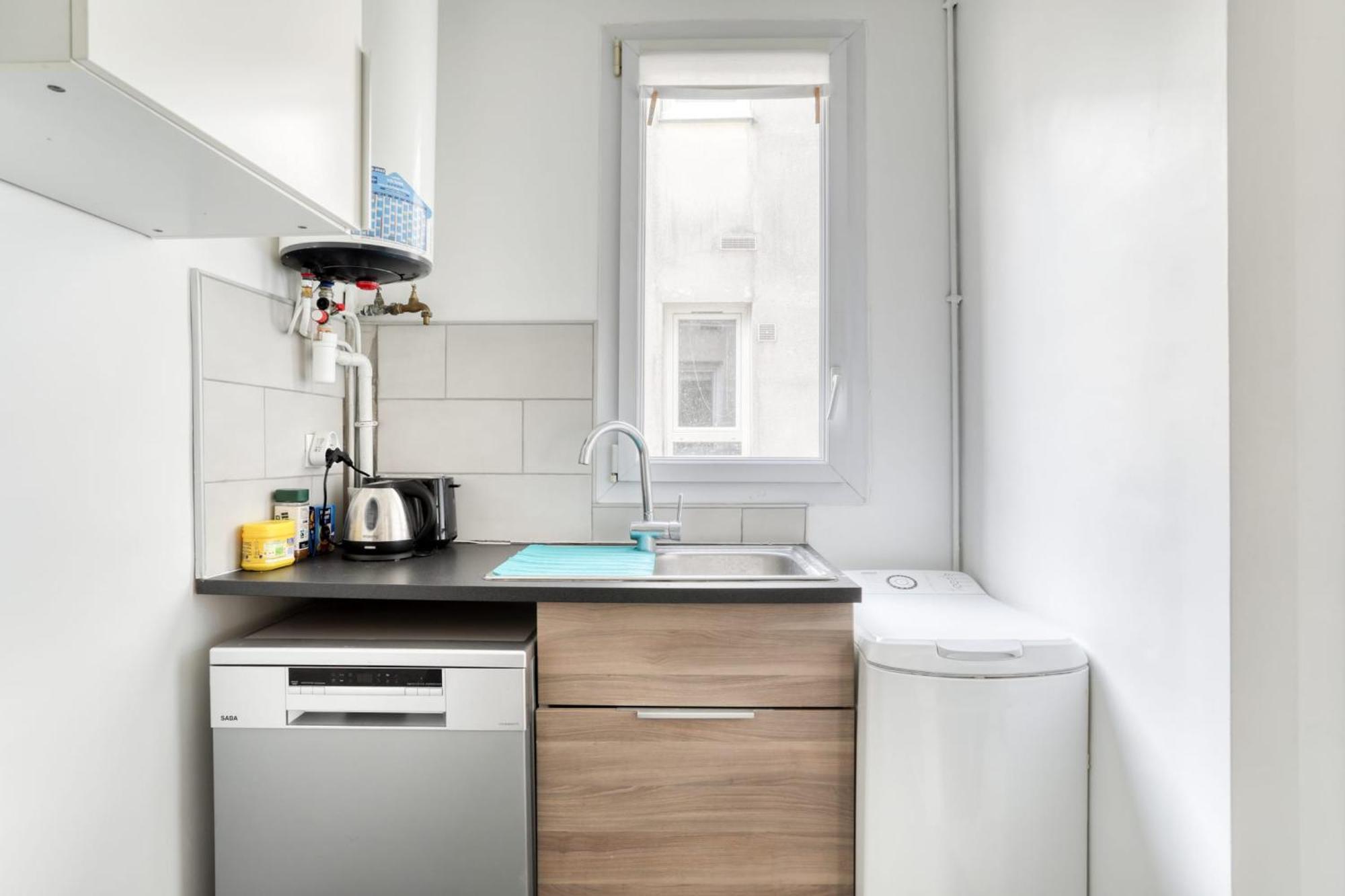 Grand Appart Spacieux Renove Paris Metro Wifi Exterior photo