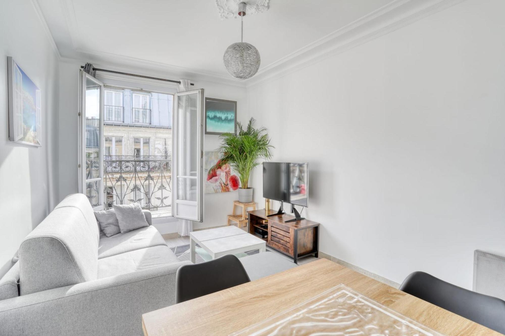 Grand Appart Spacieux Renove Paris Metro Wifi Exterior photo