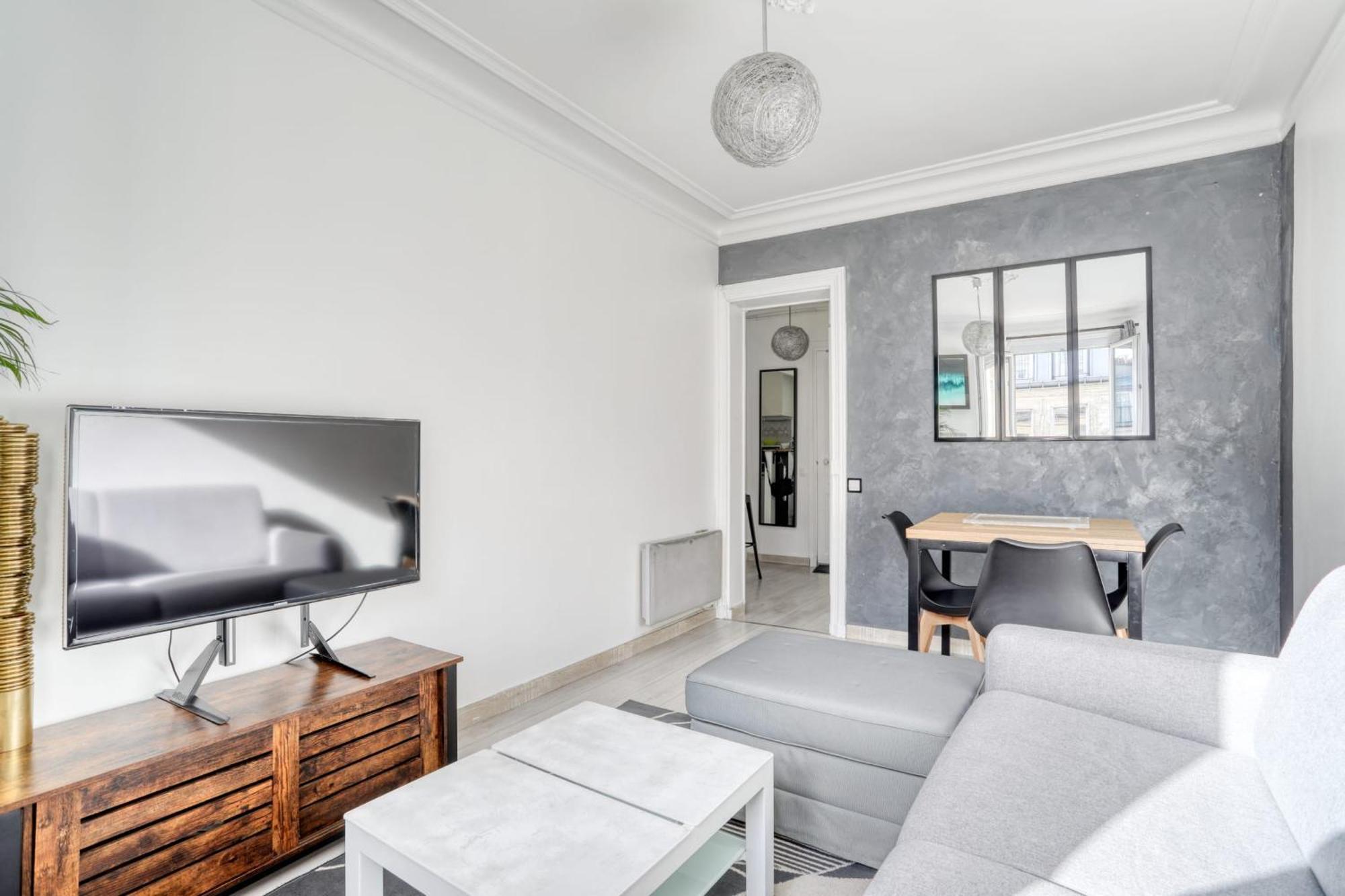 Grand Appart Spacieux Renove Paris Metro Wifi Exterior photo